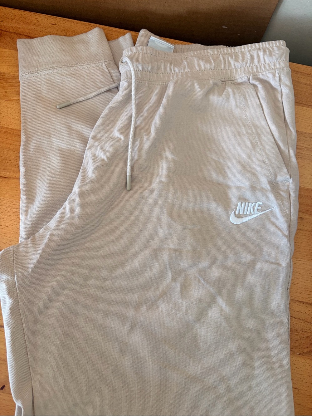 Nike Women’s L Cream/Tan Sweatpants with White Logo